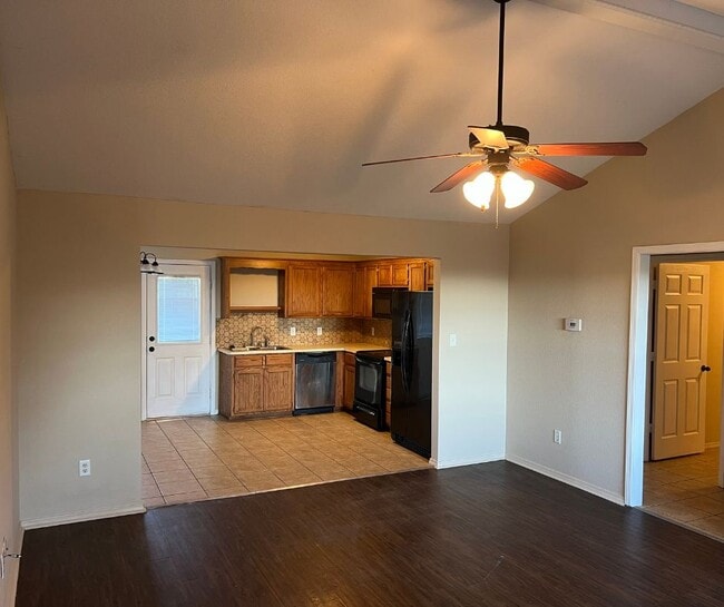 Building Photo - 2208 Kaylonni Ln