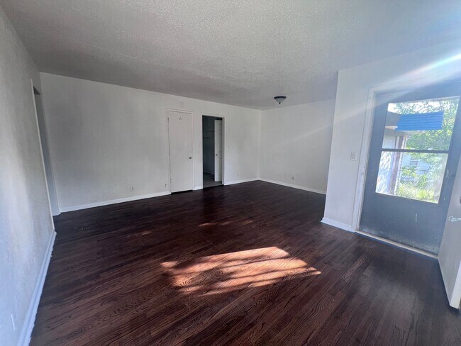 Foto del edificio - Home for rent close to Tinker AFB and I-240