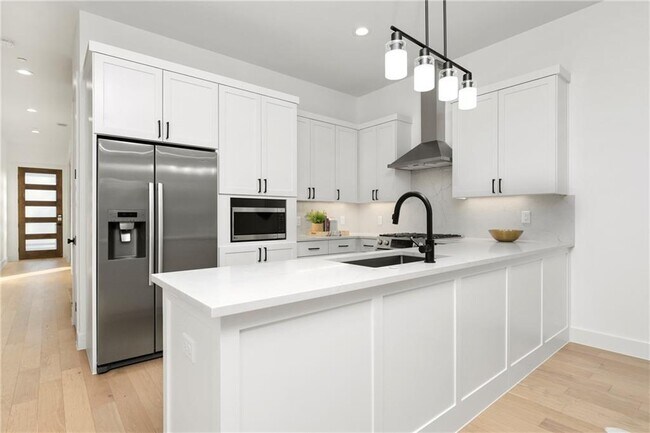 Foto del edificio - 4010 Clawson Rd #4