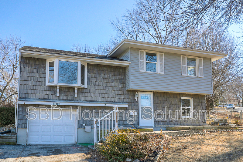 Foto principal - 8101 NE Tullis Dr