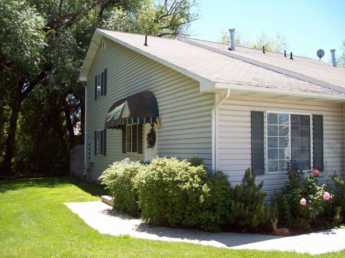 190 W 700 N, Logan, UT 84321 Townhome Rentals in Logan UT