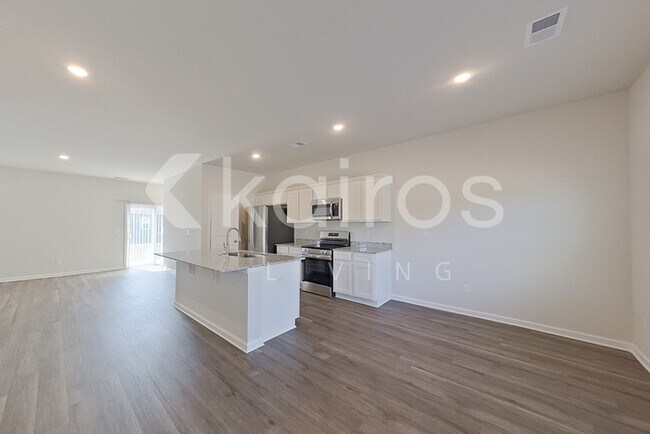 Foto del edificio - 2495 Banyon Cir
