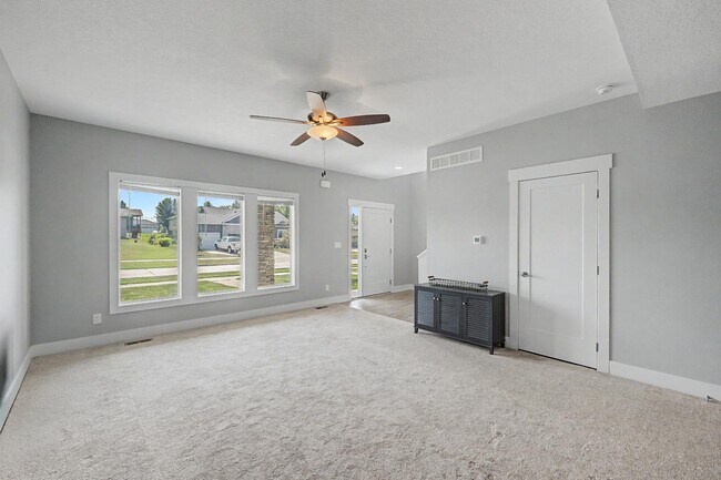 Building Photo - 16605 Wilden Dr