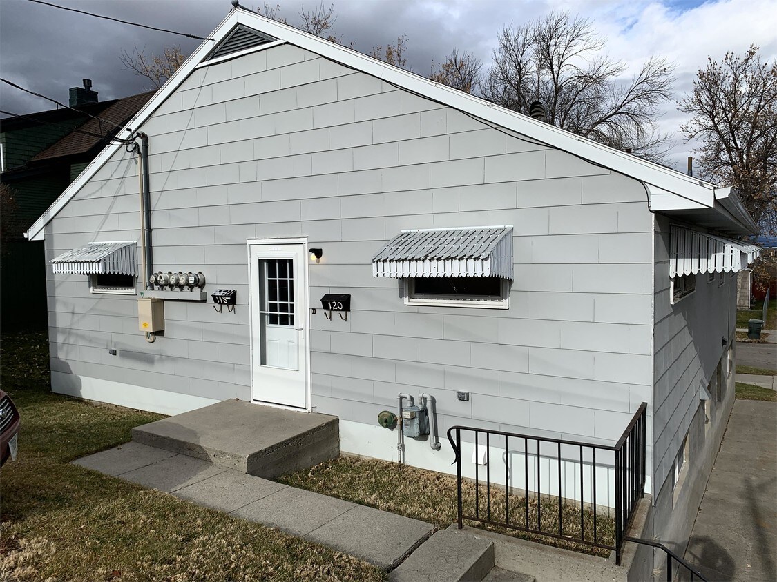118 Gem St Unit 1, Helena, MT 59601 Room for Rent in Helena, MT