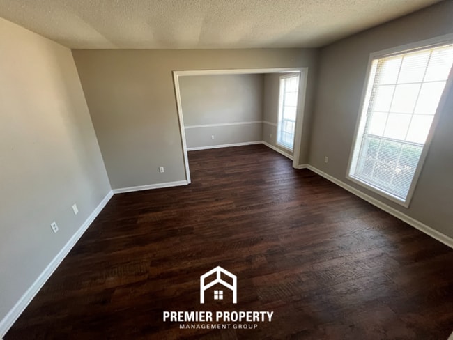 Foto del edificio - 3199 Morningview Dr