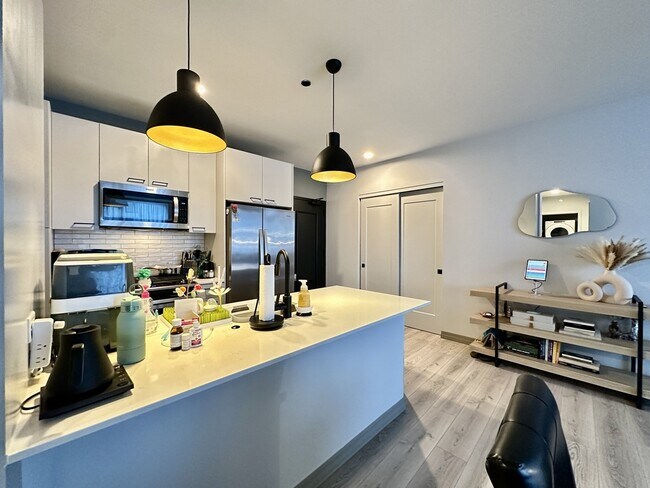 Foto del edificio - 2155 N Elston Ave