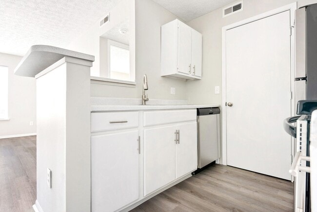 Interior Photo - The Reserve at Parkwick