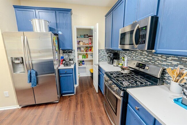 Building Photo - 2612 White Ibis Ct