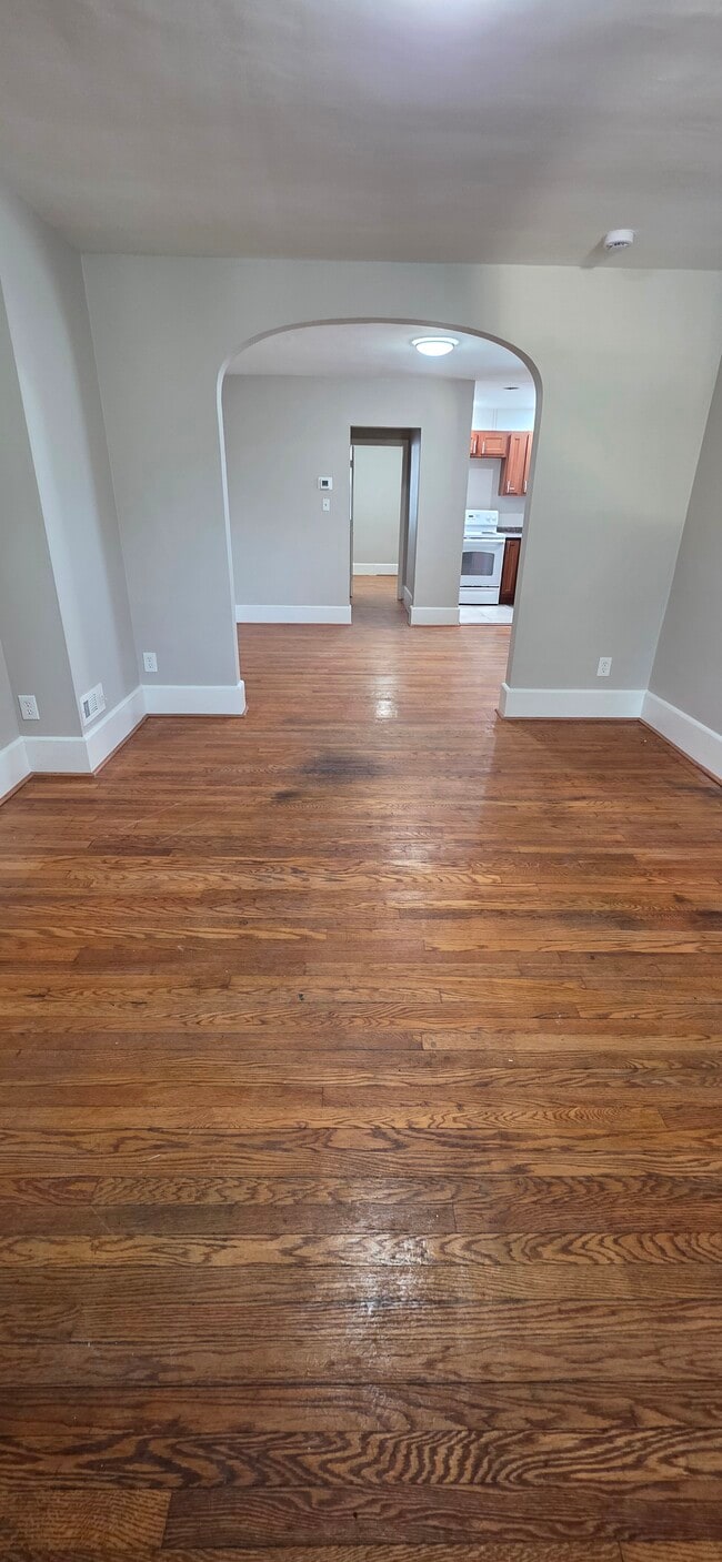 Building Photo - 4000 Walrad St