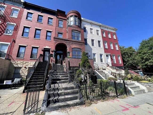 Foto del edificio - 1424 11th St NW