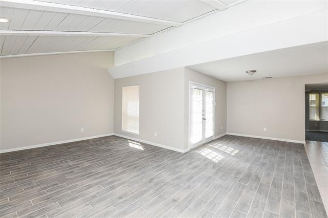 Building Photo - 634 Santa Fe St