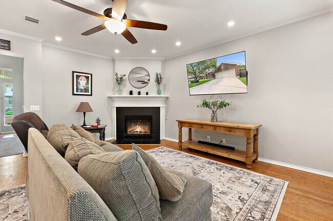 Foto del edificio - 6900 Gaur Dr