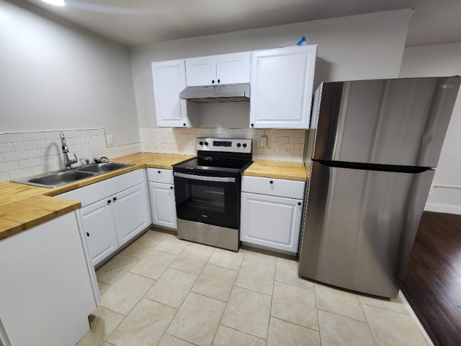 Foto del edificio - 3270 Airport Rd