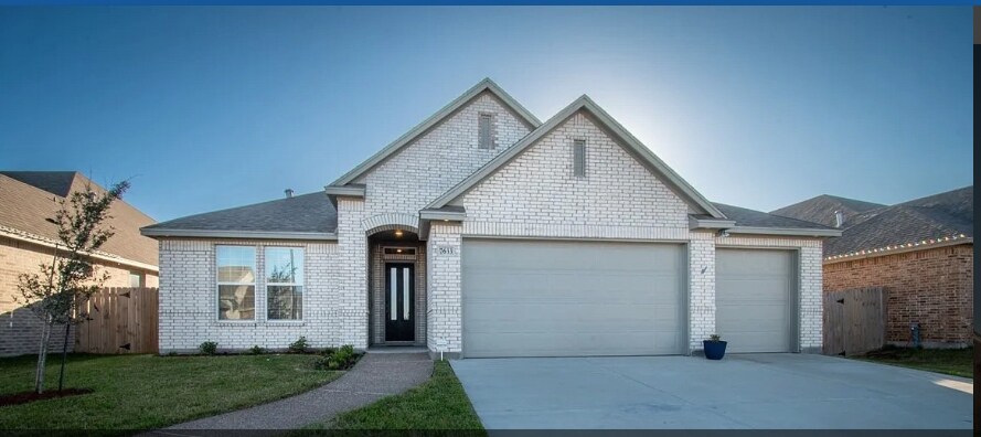 Foto principal - 7633 Stampede Dr