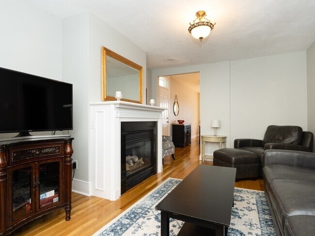 Foto del edificio - 45 Old Harbor St