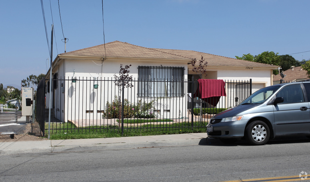Building Photo - 40th Street Apartments