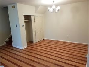 Foto del edificio - 9310 Jamison Ave