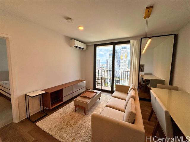 Foto del edificio - 987 Queen St