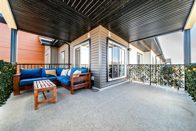 Photo du bâtiment - 390 Windermere Rd NW