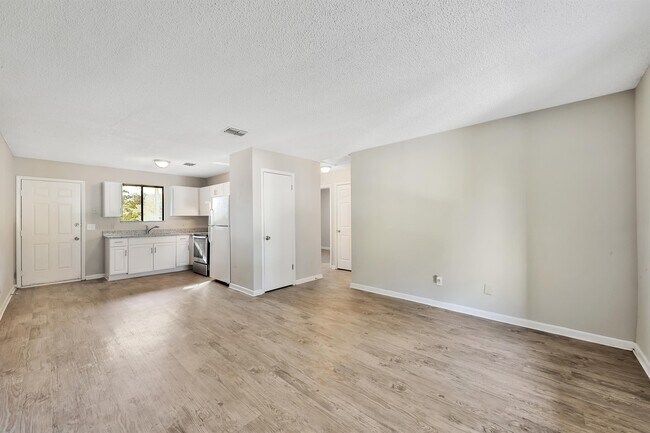 Building Photo - 5324 Westchase Ct