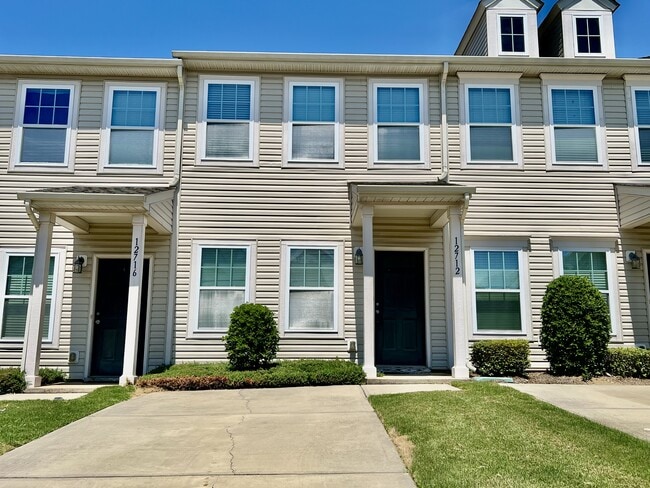 Photo - 12712 Persimmon Tree Dr Townhome