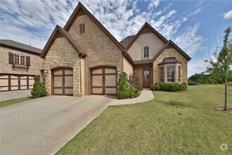 Building Photo - 16828 Little Leaf Ln