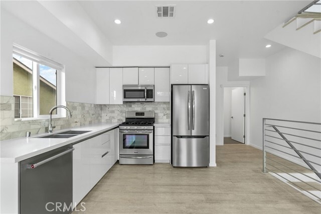 Foto del edificio - 6009 Barton Ave