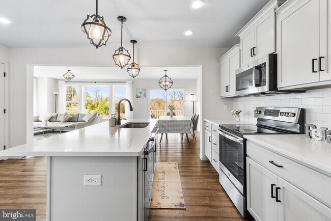 Foto del edificio - 314 Hayward Ct