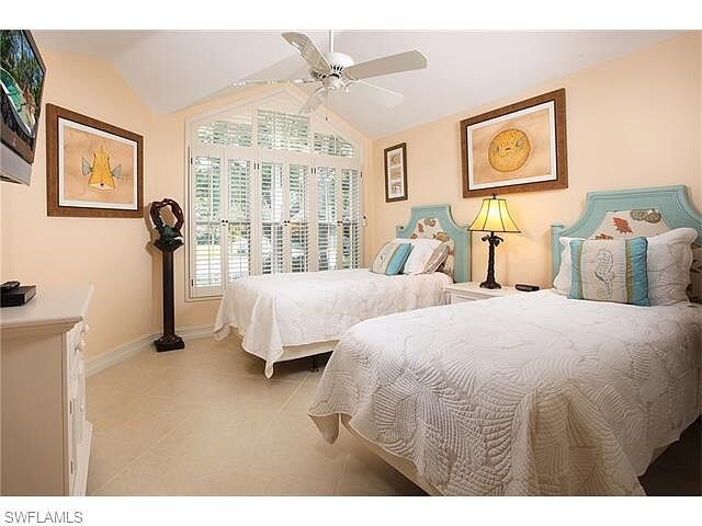 Building Photo - 27200 Enclave Dr