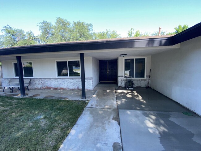 Building Photo - 3605 Alcott Dr