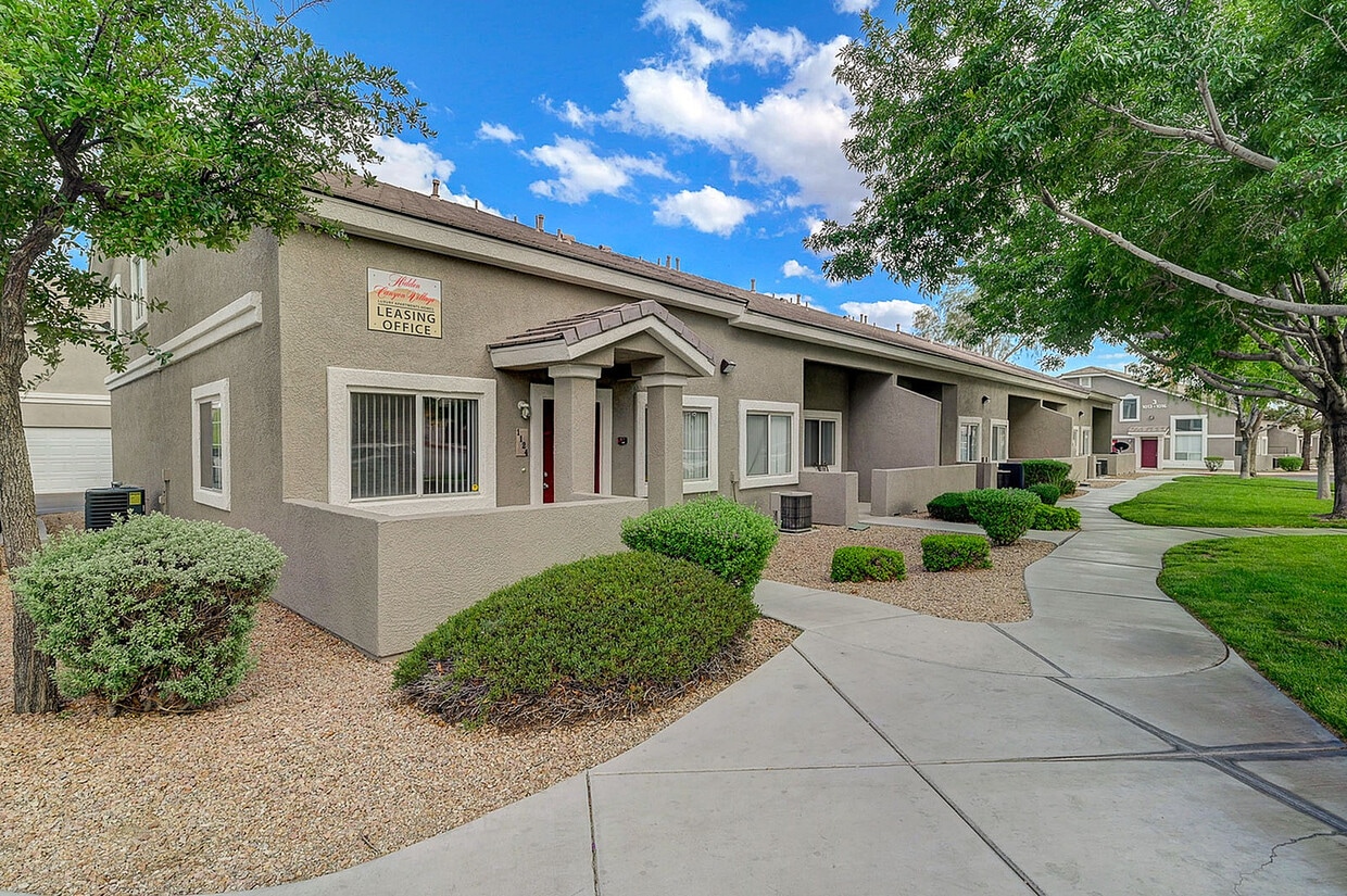 Townhomes For Rent in North Las Vegas - Hidden Canyon Village