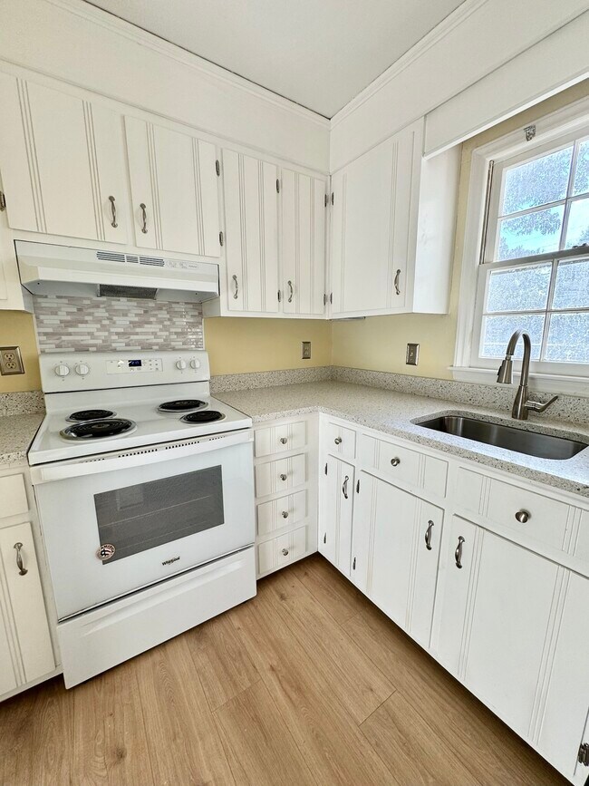 Photo - 7201 Monroe Rd House