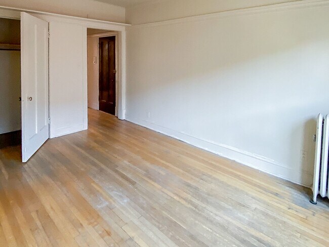 Foto del edificio - 626 W Arlington Pl