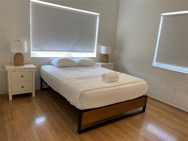 Foto del edificio - 1011 9th St