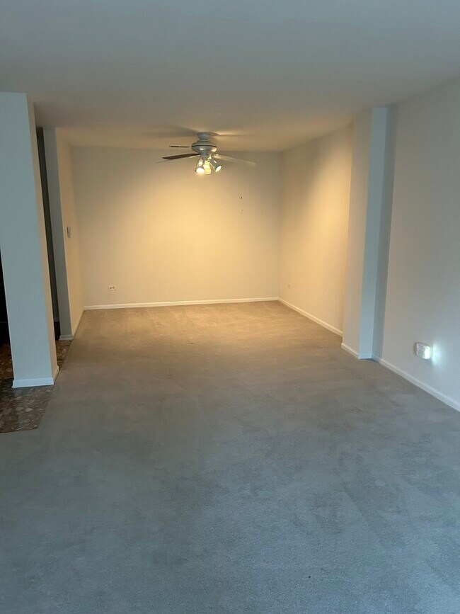Foto del edificio - 4757 Howard St