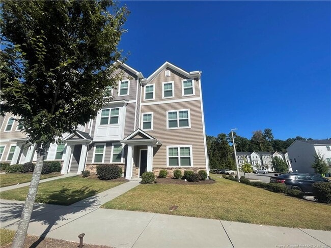 Building Photo - 4923 Southern Magnolia Dr