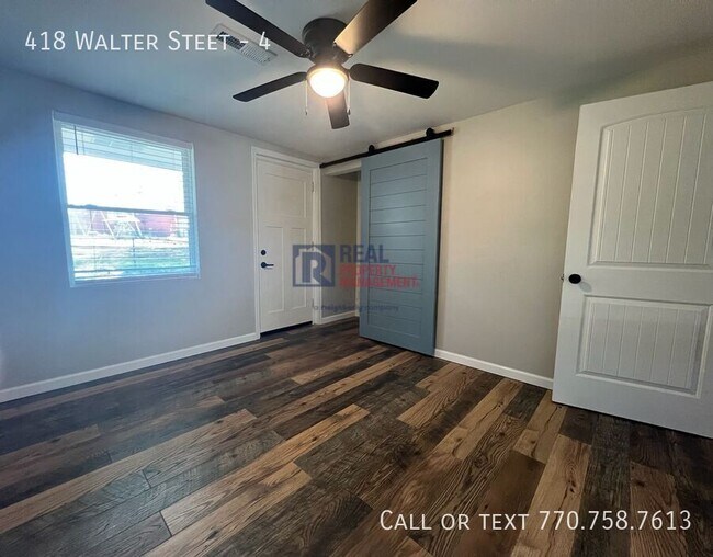 Building Photo - 418 Walter St