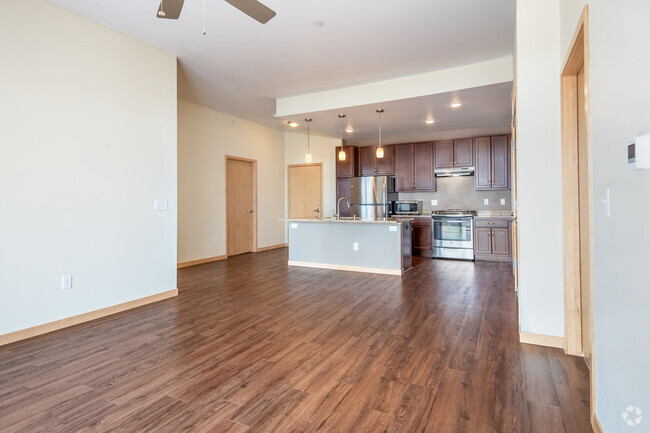 2BR, 2BA - 1063SF - McKenzie Place Apartments