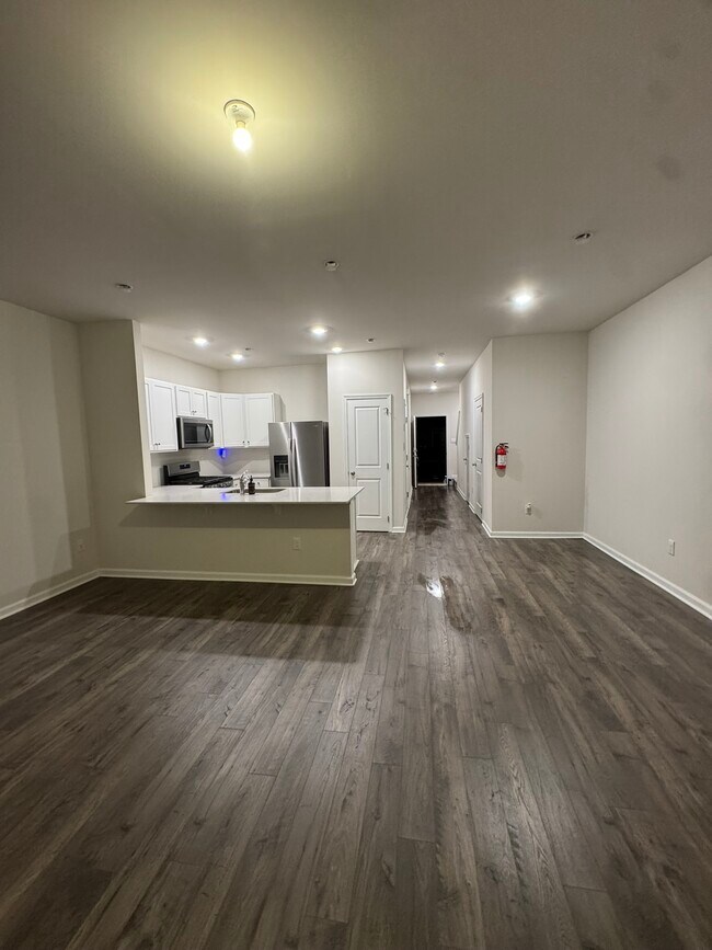 Building Photo - 312 Mazzeo Dr