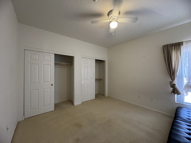 Building Photo - Condo for rent in Horizon Hills