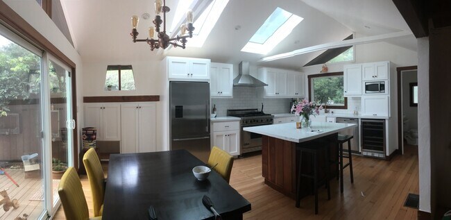 Foto del edificio - 14 St Jude Rd