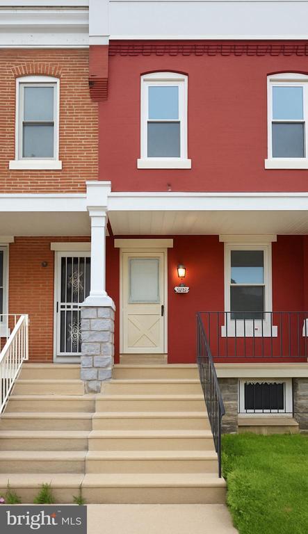 Foto principal - 155 N Hobart St