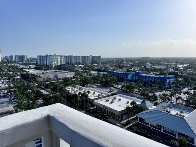Foto del edificio - 4010 Galt Ocean Dr