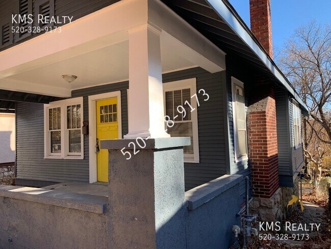 Foto del edificio - 2 Bedroom 1 Bath-345 Spruce Ave -OWNER/AGENT
