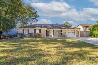 Building Photo - 17 Oxford Ct