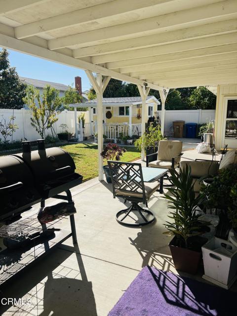 Foto del edificio - 8252 Tiara St