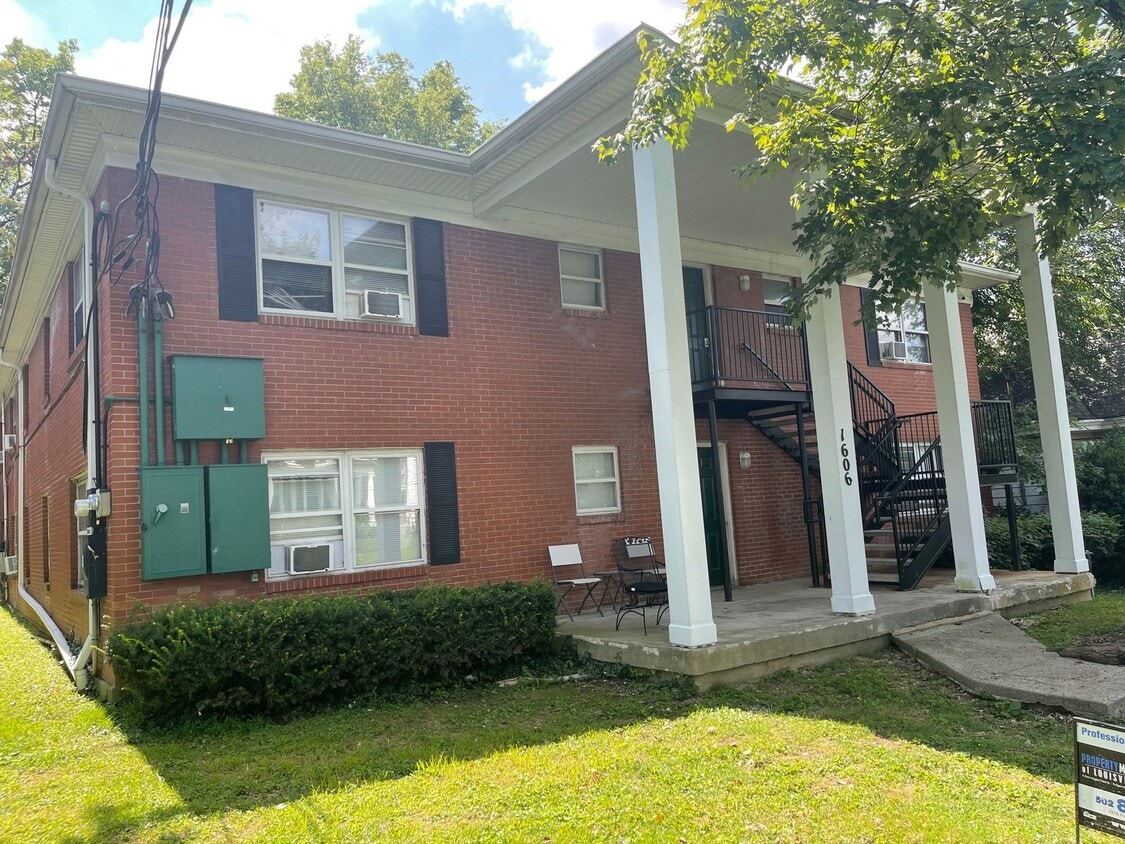 Building Photo - 1606 Lucia Avenue - Modern Living in the Heart of the Highlands!