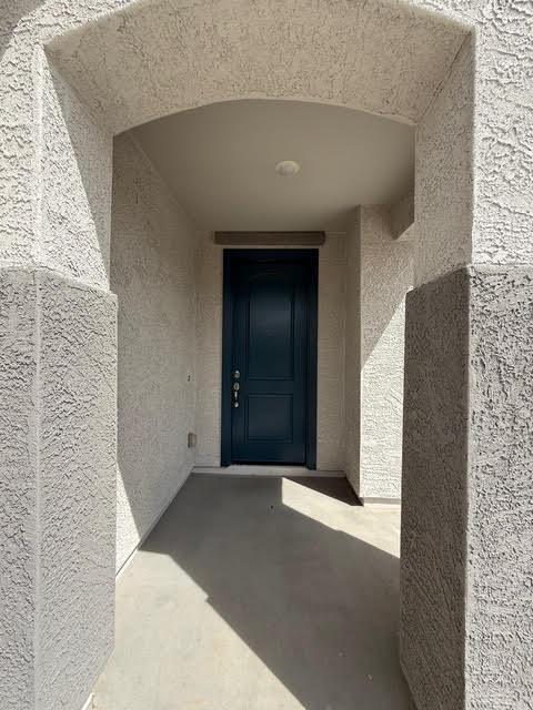 Foto del edificio - 4013 S 178th Ln