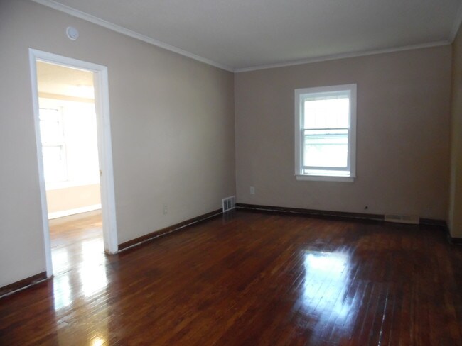 Foto del edificio - 2112 E 12th St