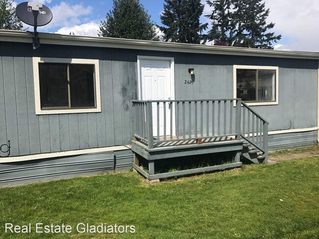 Foto del edificio - 3 br, 2 bath House - 2424 S. 130th Place
